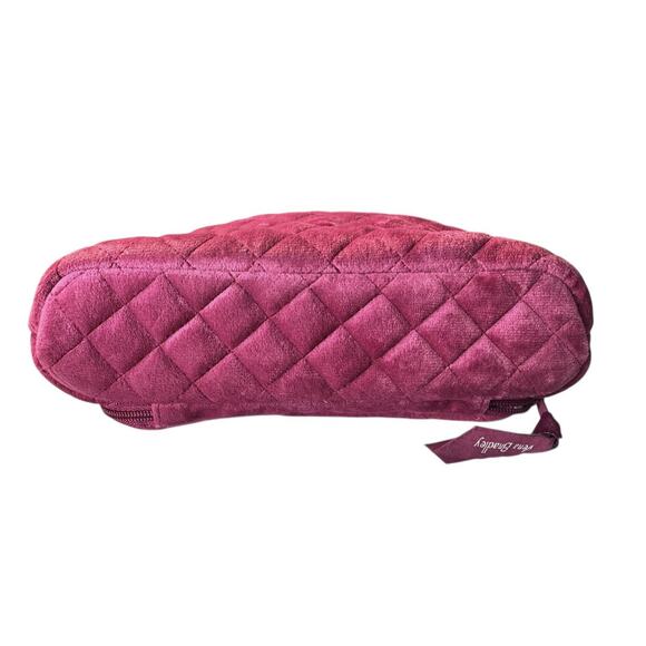 Vera Bradley Plush Quilted Cosmetic Travel Bag Pink Raspberry Paisley Lining Zip - Picture 5 of 7